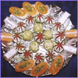 "Dry fruit Putharekulu - 15Pcs (Anand Sweets) Rajahmundry Exclusives - Click here to View more details about this Product